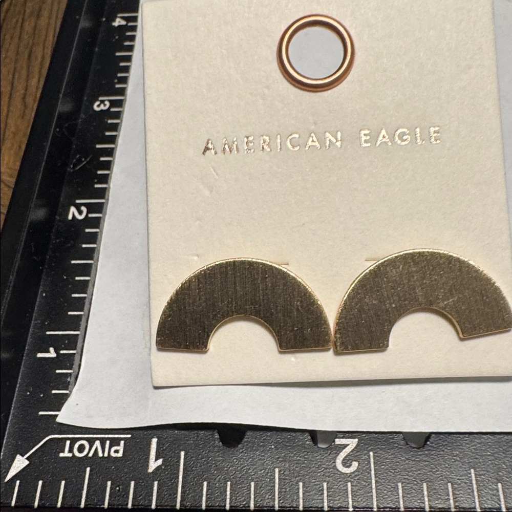 American Eagle Outfitters Gold Half-Moon Stud Earrings (BR555) - Picture 4 of 4